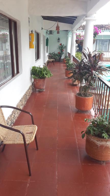 Hotel Villa Maritza Melgar Exteriör bild