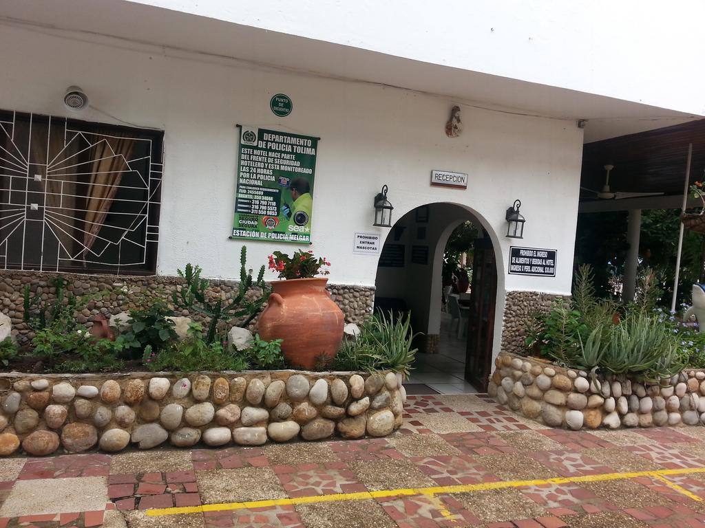 Hotel Villa Maritza Melgar Exteriör bild